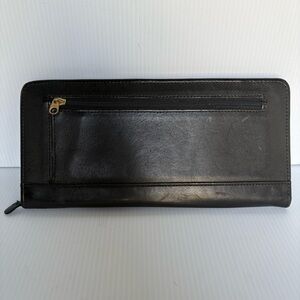 Vintage COACH Black Leather Zip Around Wallet